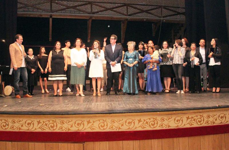 CONMEMORA GOBIERNO ESTATAL DÍA DE LA MUJER CON RADIO TEATRO