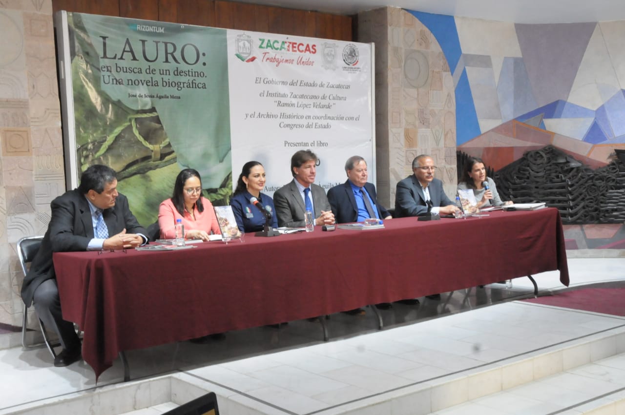 Presentan libro “Lauro: en busca de un destino. Una novela biográfica”