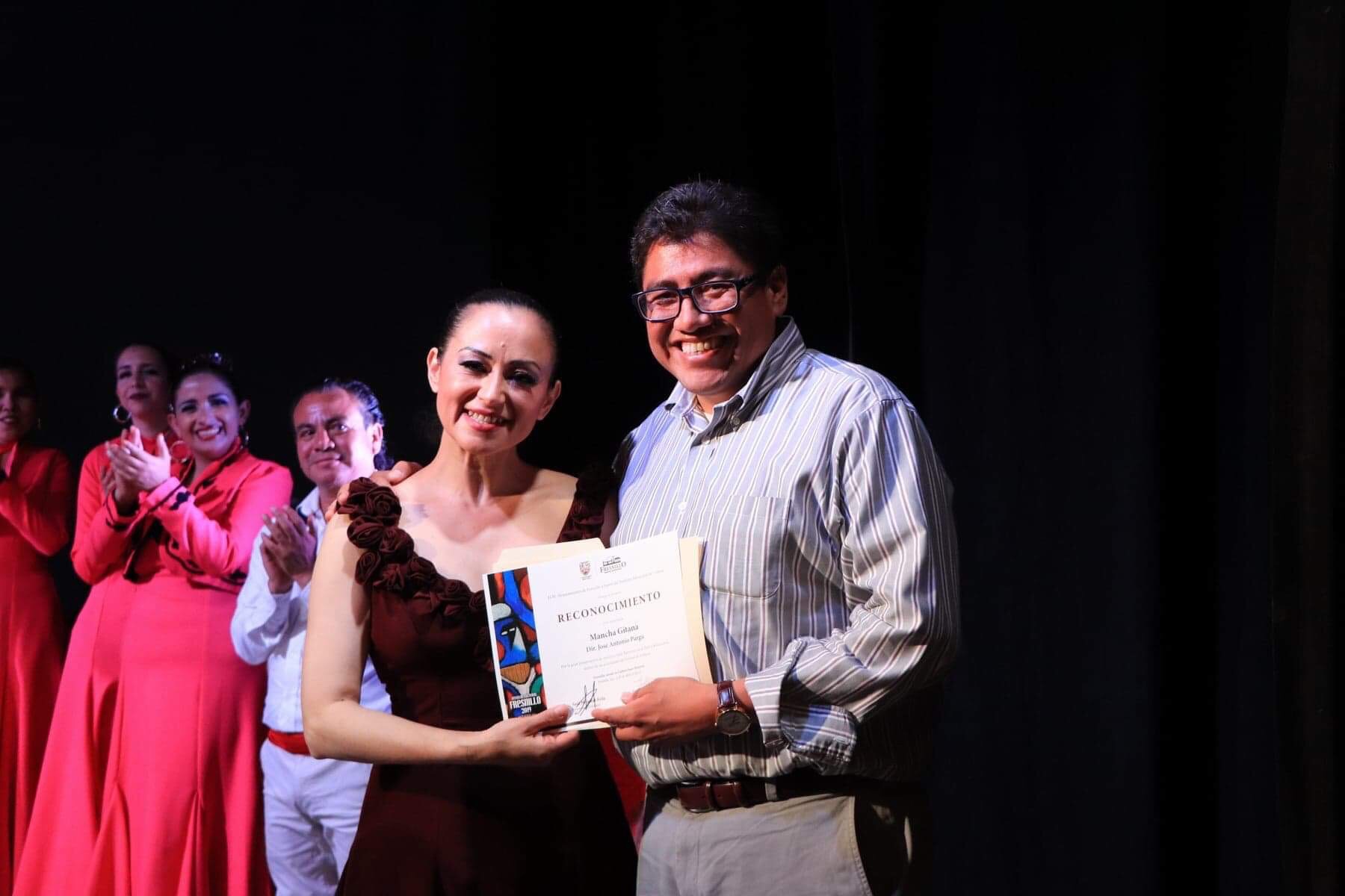 PRESENTAN TRADICIONES DEL FLAMENCO EN EL TEATRO ECHEVERRÍA
