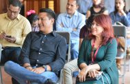 EXPONEN LOS MOMENTOS DE LA VIDA Y EL MUNDO﻿ ﻿CON LA PRESENTACIÓN DEL LIBRO LOS LENTES DE SPINOZA