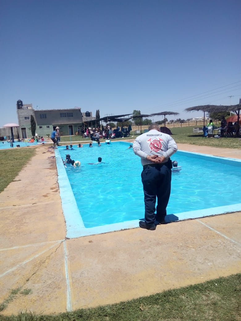 BOMBEROS VIGILARON PRESAS Y BALNEARIOS