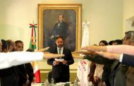 INSTALA GOBERNADOR TELLO CONSEJO ESTATAL DE BECAS