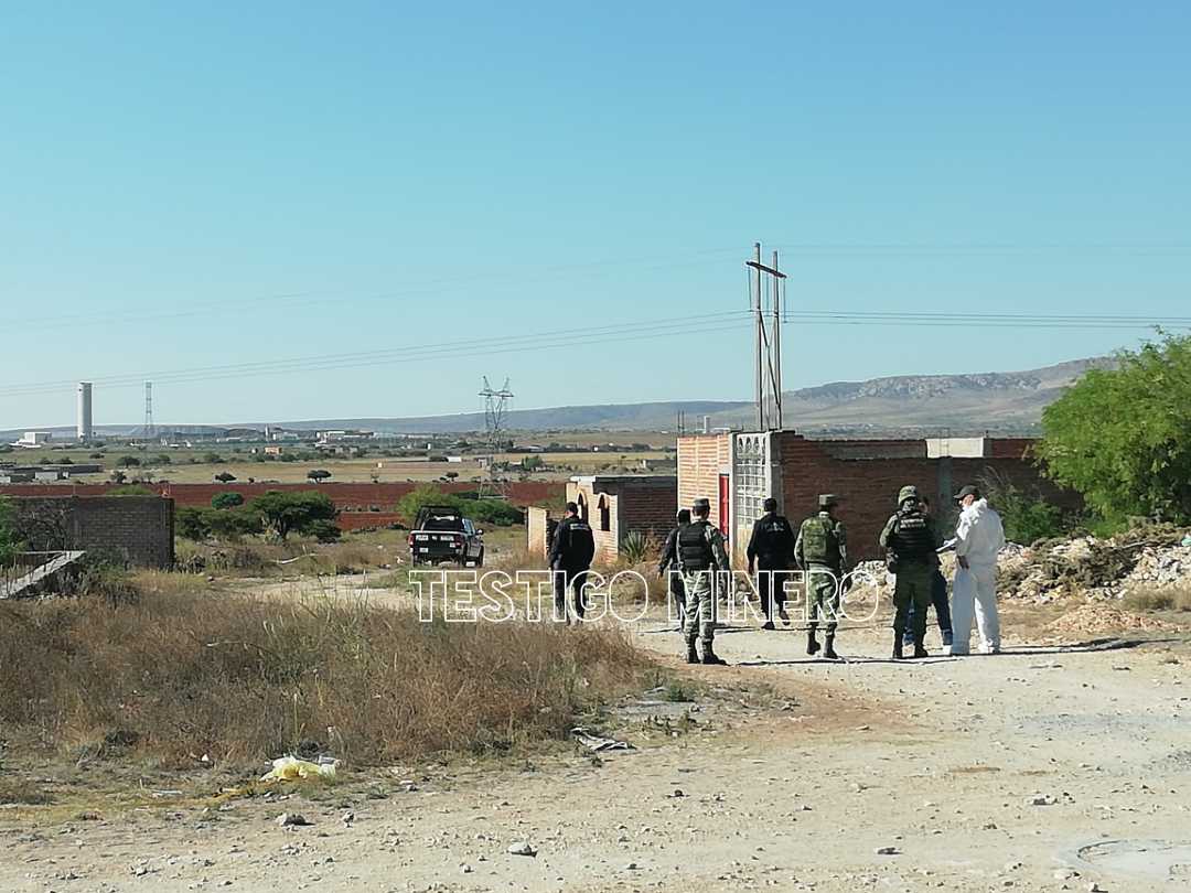 LO TORTURAN Y EJECUTAN.