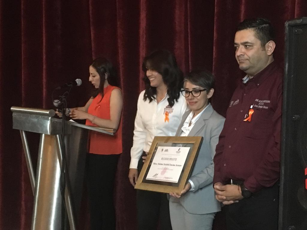 ENTREGA RECONOCIMIENTO Y PREMIO EL INMUFRE A LOS ALUMNOS DEL CBTIS POR PROMOVER ¡ALTO A LA VIOLENCIA!