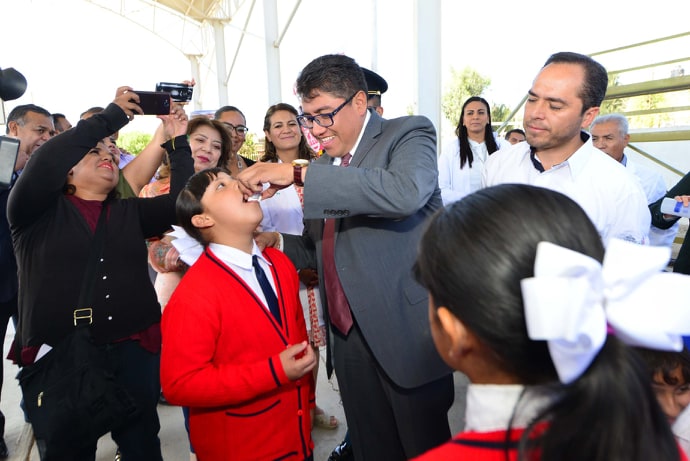 PROMOVER LA SALUD, EDUCACIÓN Y RESPETO A LOS SÍMBOLOS PATRIOS, COMPROMISO DEL GOBIERNO Y SOCIEDAD: SAÚL MONREAL