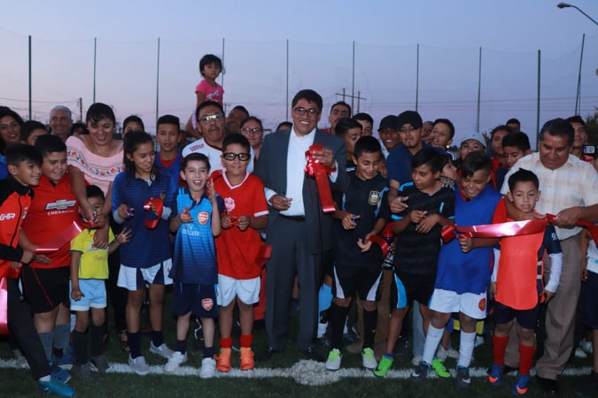 REFRENDA SAÚL MONREAL SU COMPROMISO CON LOS DEPORTISTAS DE EL MINERAL