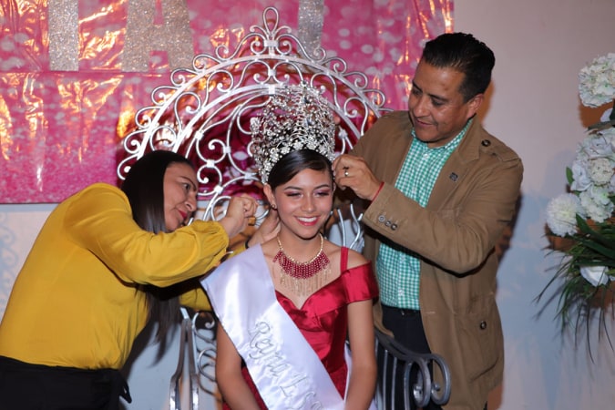 CORONAN A REYES DE LA SECUNDARIA TÉCNICA 66