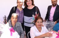 FESTEJAN A LAS MADRES DEL CLUB DE LA TERCERA EDAD LA DIVINA PROVIDENCIA
