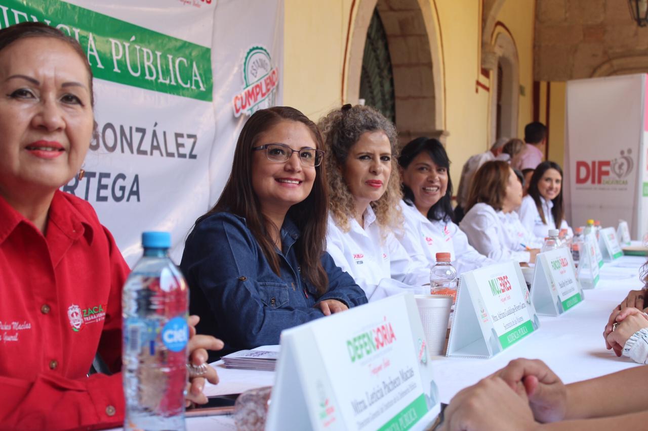 ﻿EN AUDIENCIA PÚBLICA, MUJERES DEL GABINETE ESTATAL ATIENDEN A POBLACIÓN DEL TEÚL DE GONZÁLEZ ORTEGA