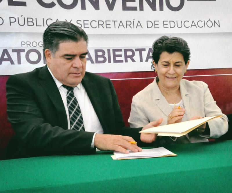 FIRMAN CONVENIO SECRETARÍAS DE SEGURIDAD PÚBLICA Y DE EDUCACIÓN PARA QUE POLICÍAS CONCLUYAN LA PREPARATORIA
