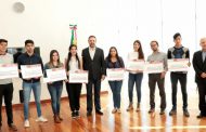 RECIBEN 858 ESTUDIANTES DE NIVEL SUPERIOR ESTÍMULOS POR SU EXCELENCIA ACADÉMICA