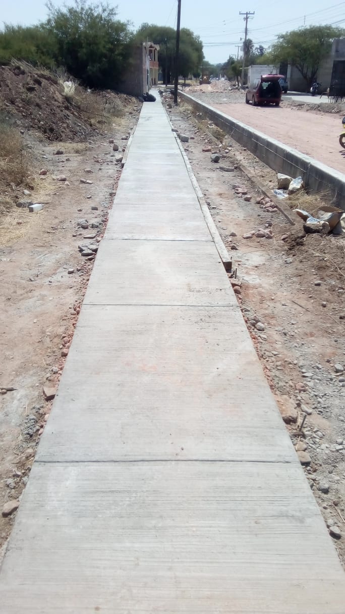 BENEFICIA A JEREZANOS PAVIMENTACIÓN DE CALLES Y CAMINOS