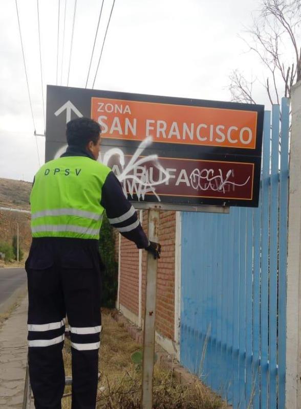 RESTAURAN 200 SEÑALAMIENTOS VIALES EN ZONA METROPOLITANA ZACATECAS-GUADALUPE