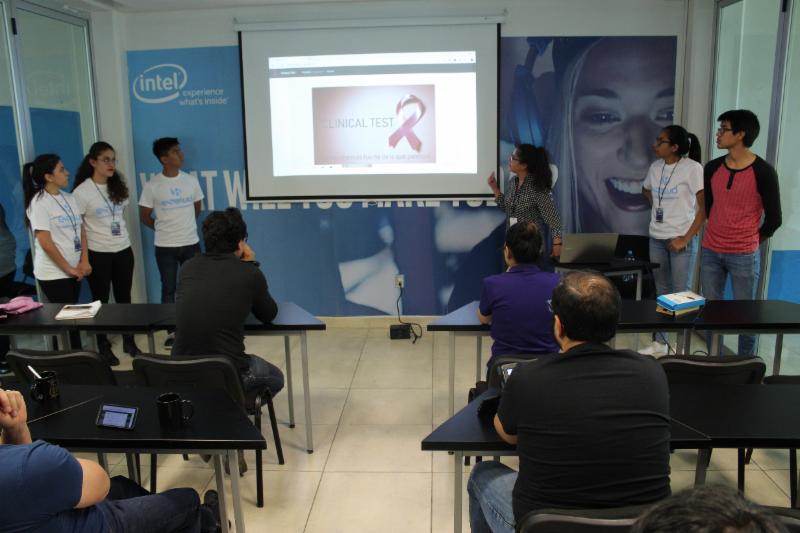 SURGEN DE INNOVAHACK 21 PROYECTOS TECNOLÓGICOS PARA MEJORAR LA ATENCIÓN EN SALUD