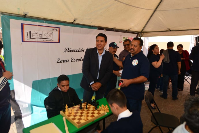 INAUGURAN EN LA BIBLIOTECA MUNICIPAL LA SALA DE CONSULTA ÓSCAR HINOJOSA MARCIAL