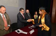 SAÚL, AMIGO CERCANO A LOS UNIVERSITARIOS, ENTREGA PAPELES A GRADUADOS DE PSICOLOGÍA DE LA BUAZ, EN FRESNILLO