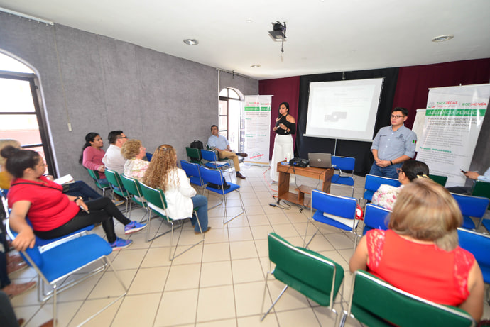 CAPACITAN A EMPRESARIOS PARA EL REGISTRO DE MARCA DE PRODUCTOS AGROINDUSTRIALES