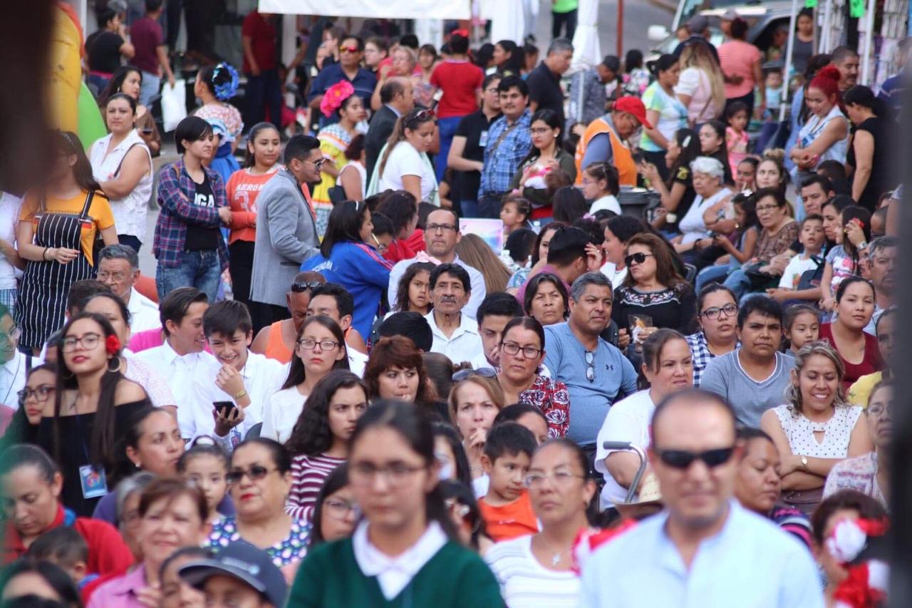 PROMUEVEN EL ARTE Y LA CULTURA EN EL VIERNES DE TALENTO JOVEN