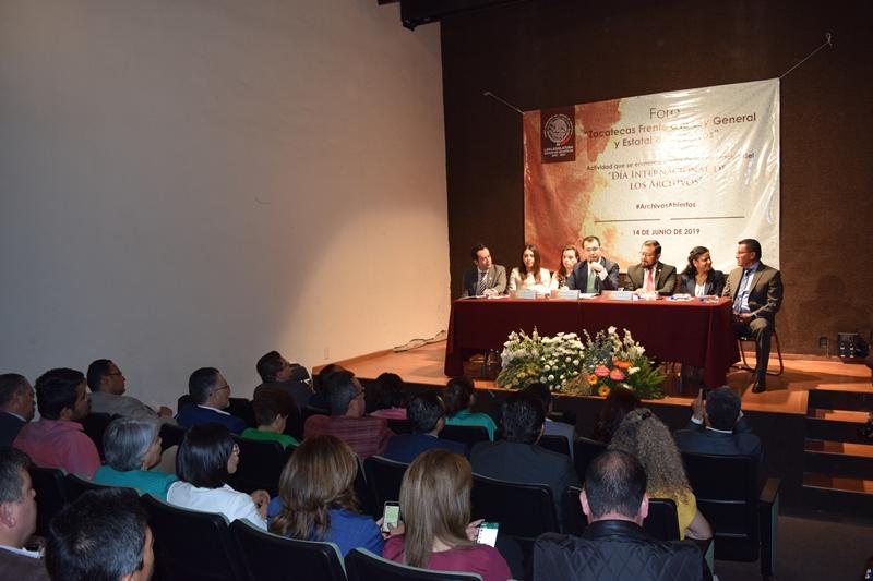 REALIZAN FORO SOBRE LEY GENERAL Y ESTATAL DE ARCHIVOS