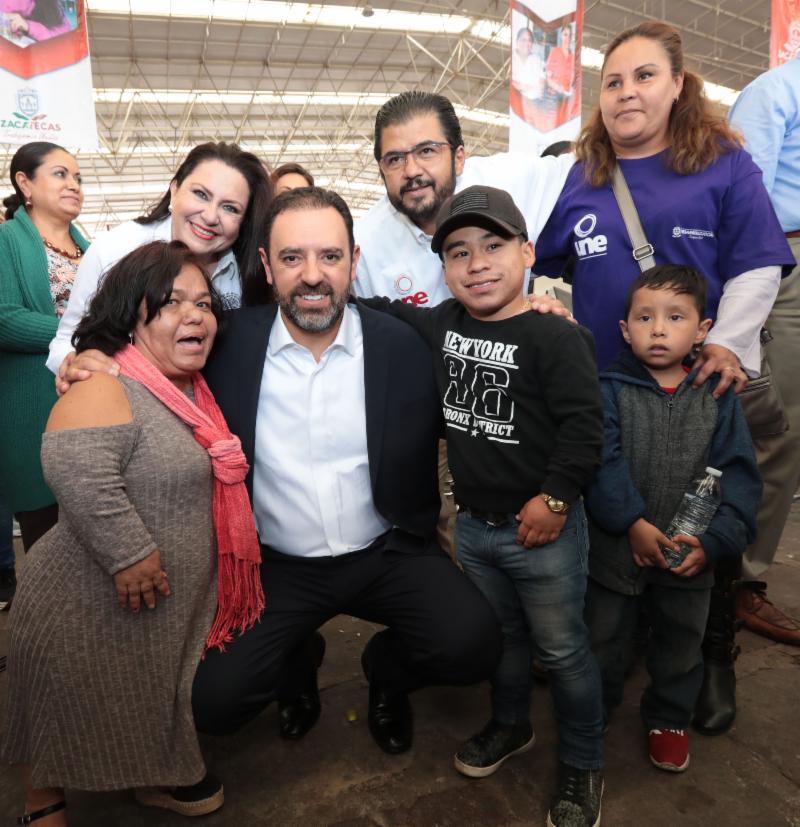 PROGRAMA UNE RESPALDA A MÁS DE 1 MIL 700 EMPRENDEDORES CON CRÉDITOS PARA EL DESARROLLO SOCIAL