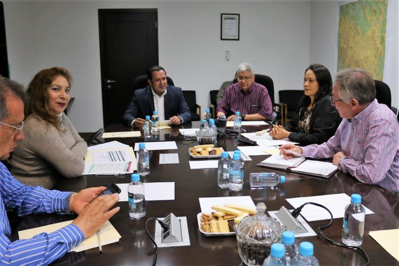 CAPACITAN AL COMITÉ CIUDADANO DE MONITOREO DE INDICADORES DE DESARROLLO PARA MEJORAR SU VIGILANCIA