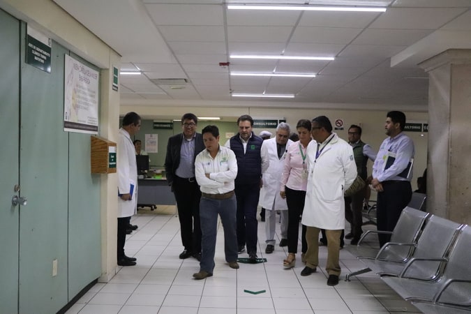 TRABAJAN EN EQUIPO SAÚL MONREAL Y DELEGADO DEL IMSS DE ZACATECAS PARA ATENDER A LOS FRESNILLENSES
