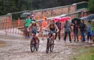 FRESNILLENSES DESTACAN POR SU ESPÍRITU DEPORTIVO EN EL TRIATLON EXTREMO LOS JALES