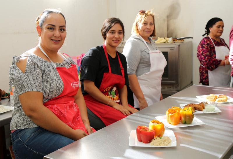 OFRECEN CENTROS UNE CURSOS EN ARTES Y OFICIOS PARA EMPRENDER PROYECTOS