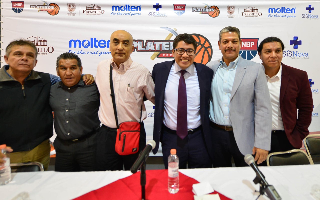 PRESENTAN A XAVIER APONTE MENDEZ COMO HEAD COACH DE PLATEROS DE FRESNILLO