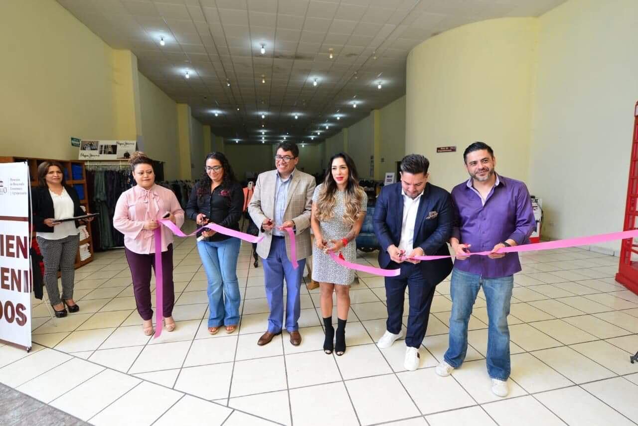 INICIA EN FRESNILLO EXPO DE ROPA CON CAUSA