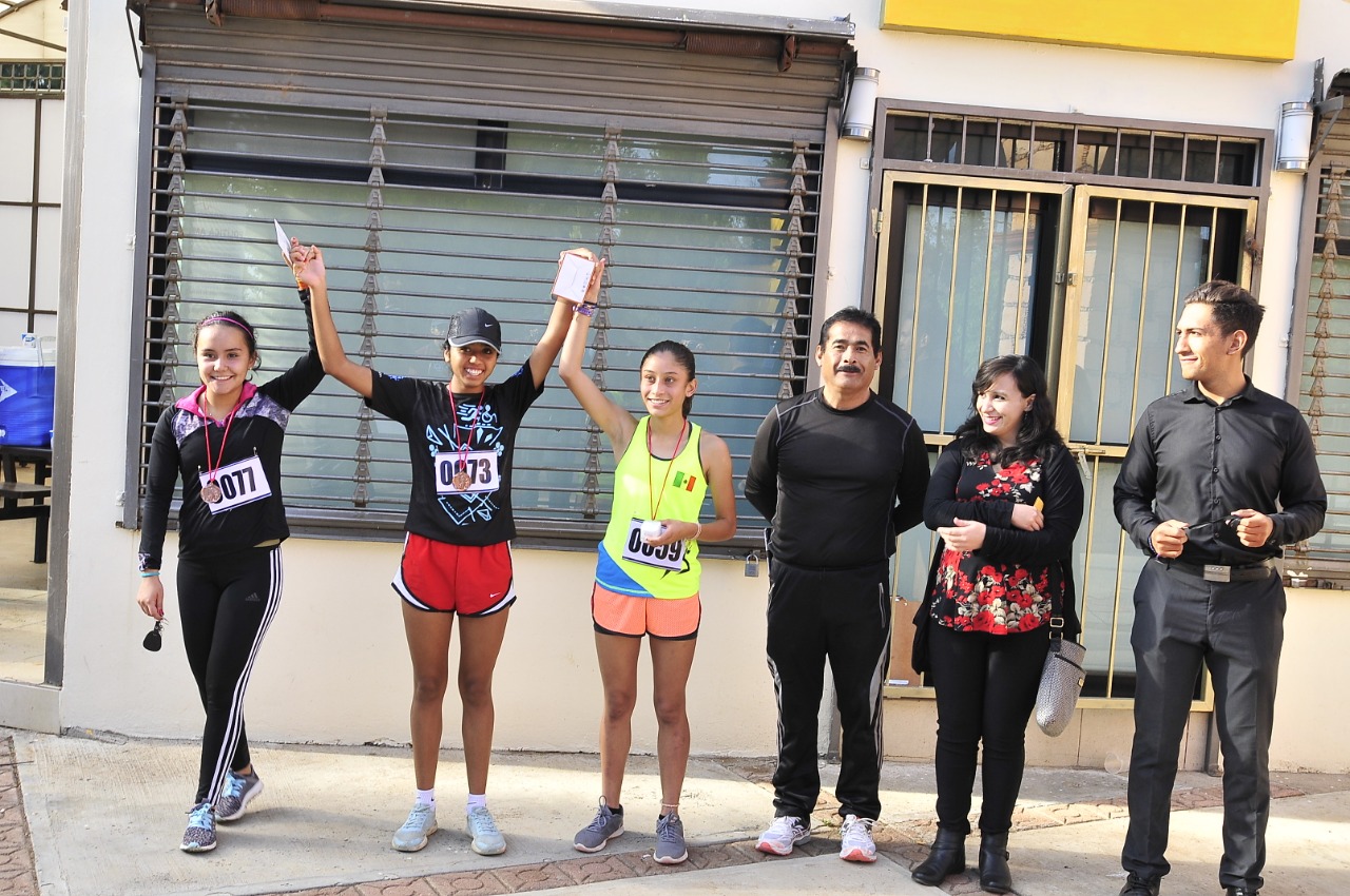 REALIZAN ALUMNOS DE LA UNID CARRERA ¡A CORRER SE HA DICHO!