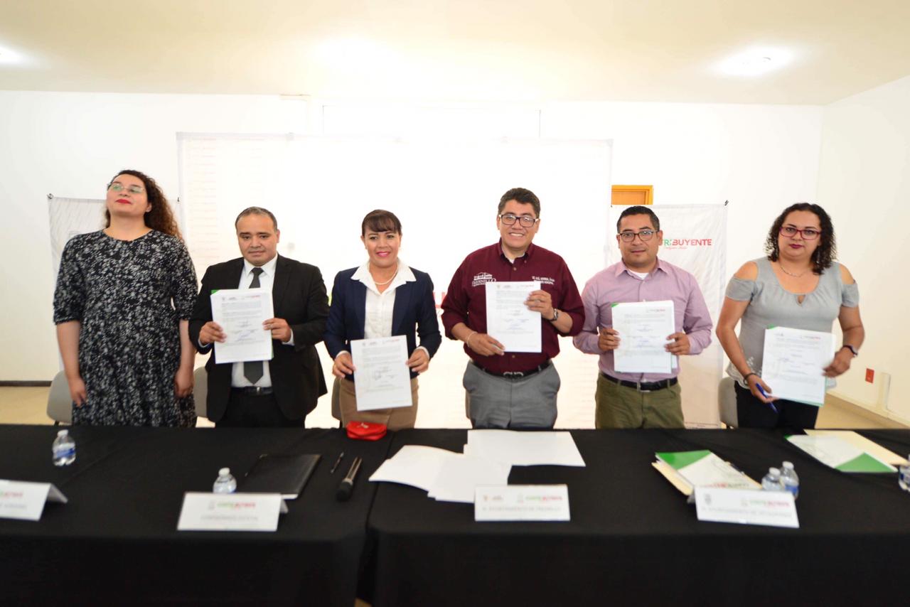 ACUDE SAÚL MONREAL A LA FIRMA DE CONVENIO DE COLABORACIÓN CON LA COMISIÓN ESTATAL PARA LA DEFENSA DEL CONTRIBUYENTE