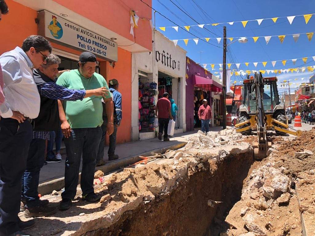 REALIZA OBRAS PÚBLICAS TRABAJOS ATÍPICOS POR COLAPSO DE DRENAJE