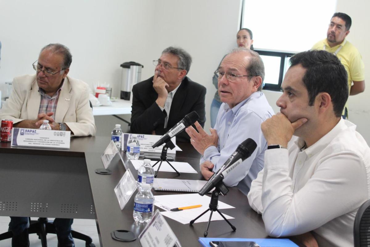 Plantean consejeros de JIAPAZ soluciones de largo alcance a retos del agua para garantizar servicio