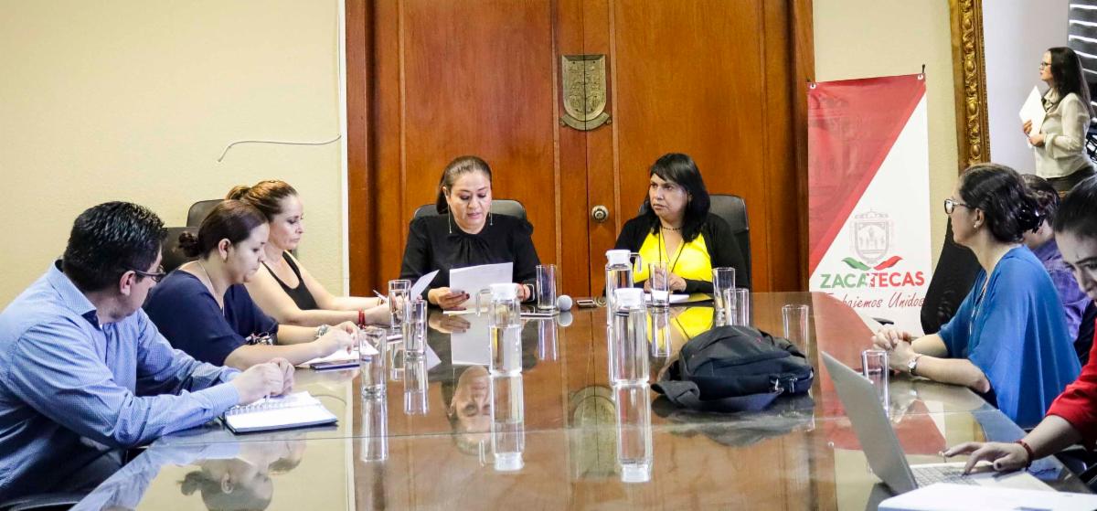 PRESENTA SEDUVOT PROYECTO DE MOVILIDAD URBANA A REGIDORES DE ZACATECAS