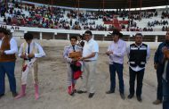 Oreja para Juan Francisco Martínez “El Papo”, en el Lienzo Charro Antonio Aguilar, en el Gran Serial Taurino.