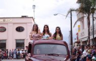 CONMEMORAN 465 ANIVERSARIO DE LA FUNDACIÓN DE FRESNILLO CON COLORIDO DESFILE