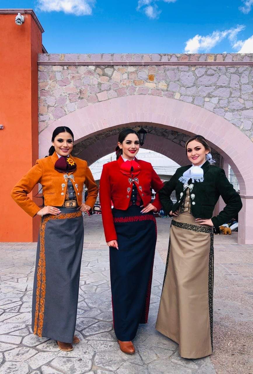 CELEBRA LA FENAZA EL DÍA DEL CHARRO
