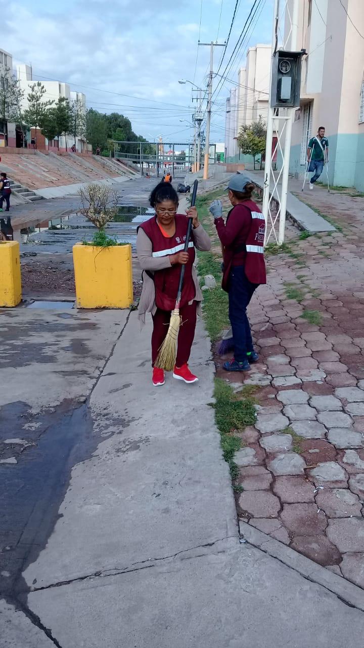 EMPRENDEN TRABAJOS DE LIMPIEZA  PARA MEJORAR LA IMAGEN URBANA DE FRESNILLO