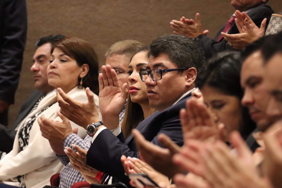 ACUDE SAÚL MONREAL AL TERCER INFORME DE GOBIERNO DE ALEJANDRO TELLO CRISERNA