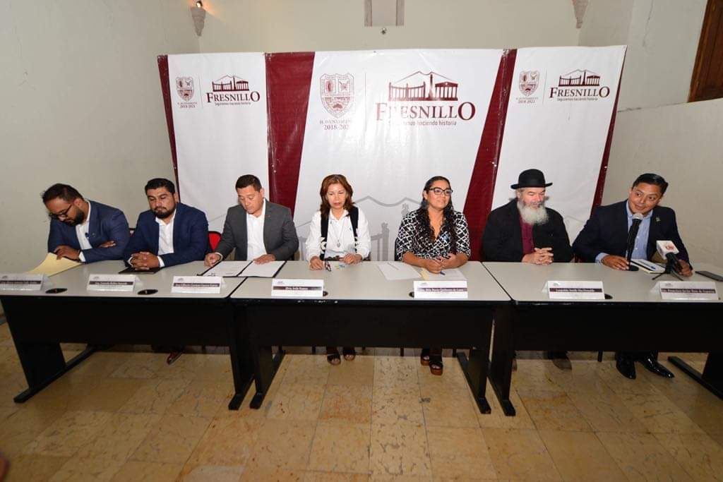 FIRMAN CONVENIO DE COLABORACIÓN EL AYUNTAMIENTO Y COLEGIO DE ARQUITECTOS