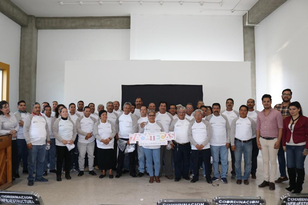 CAPACITA SECTUR A 600 TAXISTAS PARA QUE SE CONVIERTAN EN PROMOTORES TURÍSTICOS DE ZACATECAS DESLUMBRANTE