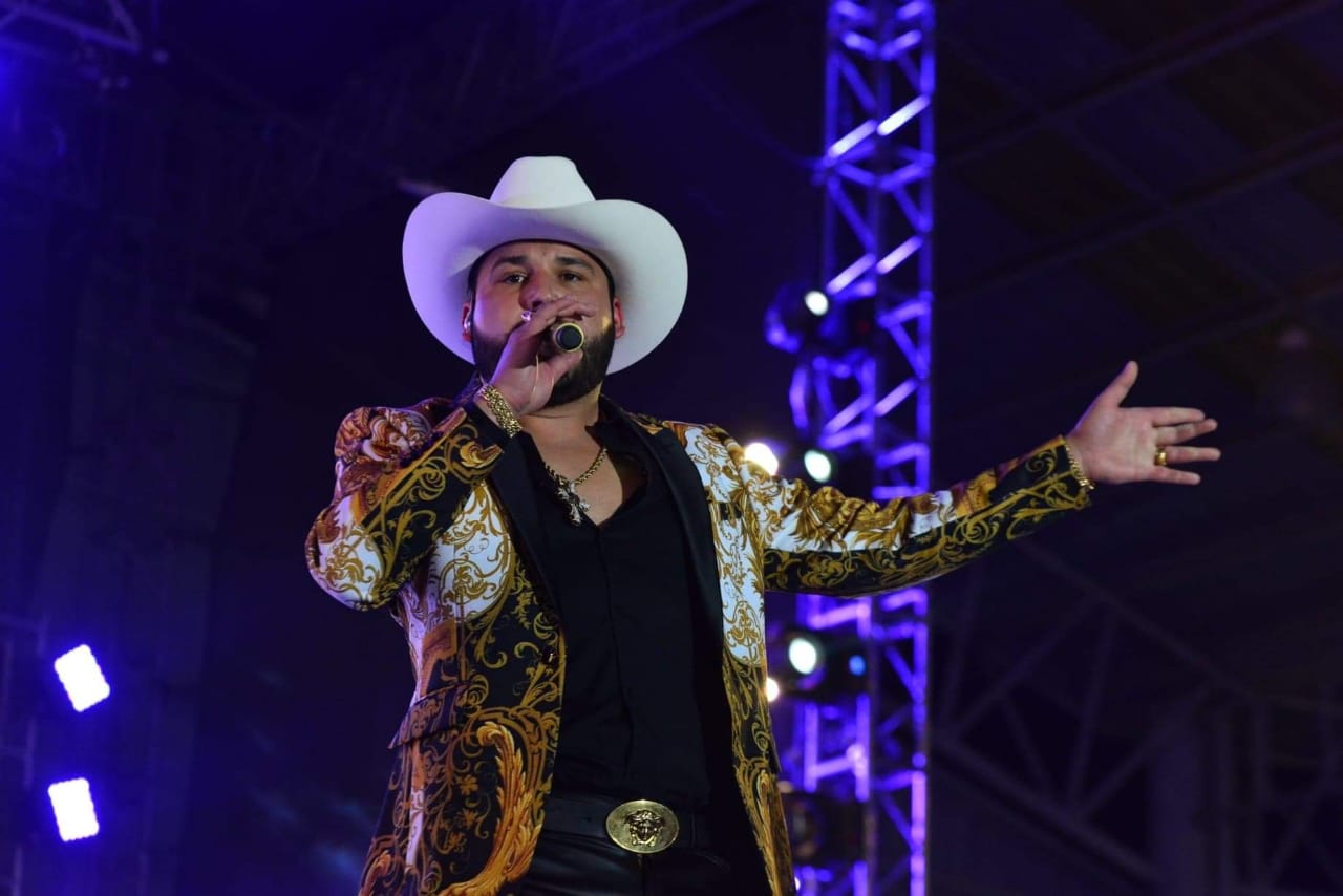 GRANDIOSA PRESENTACIÓN DE SAÚL ALARCON “EL JAGUAR” EN EL FORO VIVE