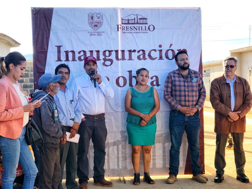 INAUGURAN OBRAS EN LA COLONIA EL ÁGUILA Y LA COMUNIDAD LOS ÁNGELES DE LOS MEDRANO