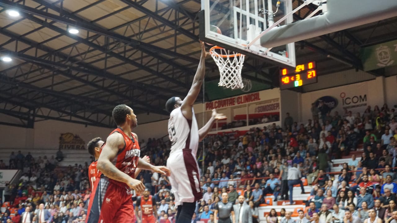 PLATEROS BAJA LA GUARDIA, PIERDE EL PARTIDO CONTRA MINEROS 70 A 77 PUNTOS