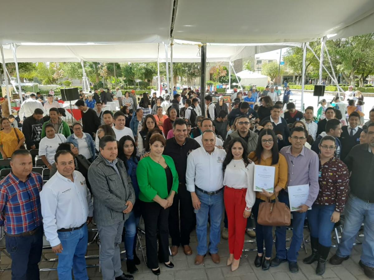 COLOCAN FERIAS DEL EMPLEO A 65% DE ZACATECANOS QUE BUSCAN TRABAJO