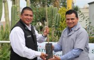 PARQUES Y JARDINES LES DONA 400 ÁRBOLES A APTIV II