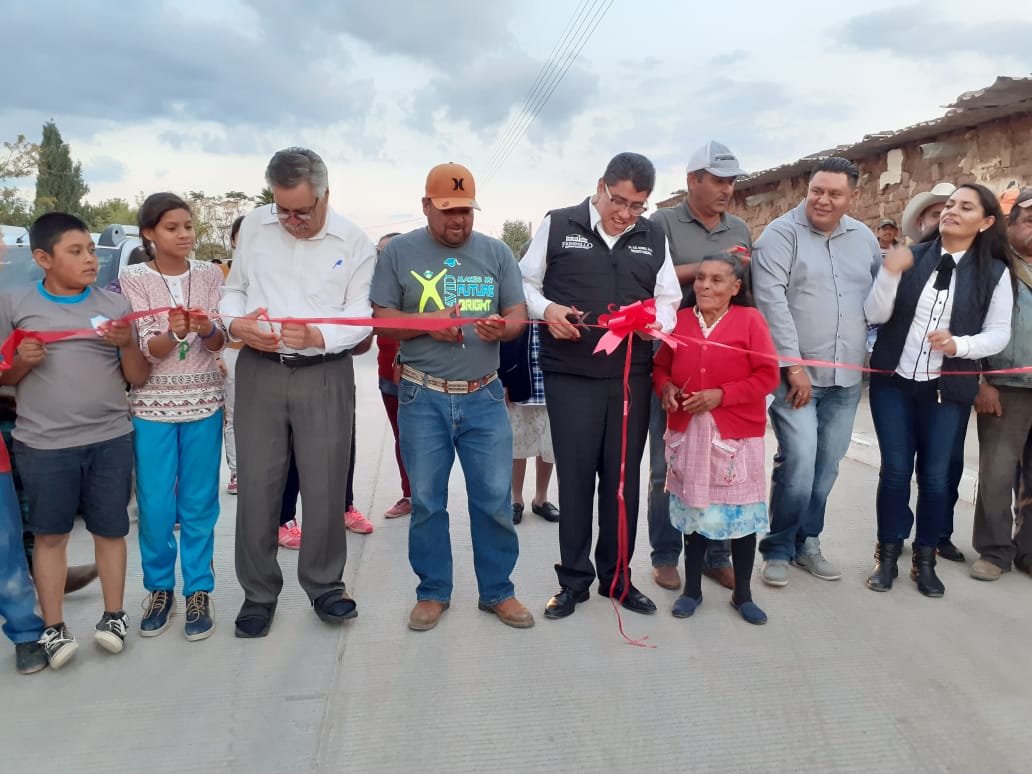 AVANZA EN SERVICIOS PÚBLICOS, LA COMUNIDAD DELAS CATARINAS