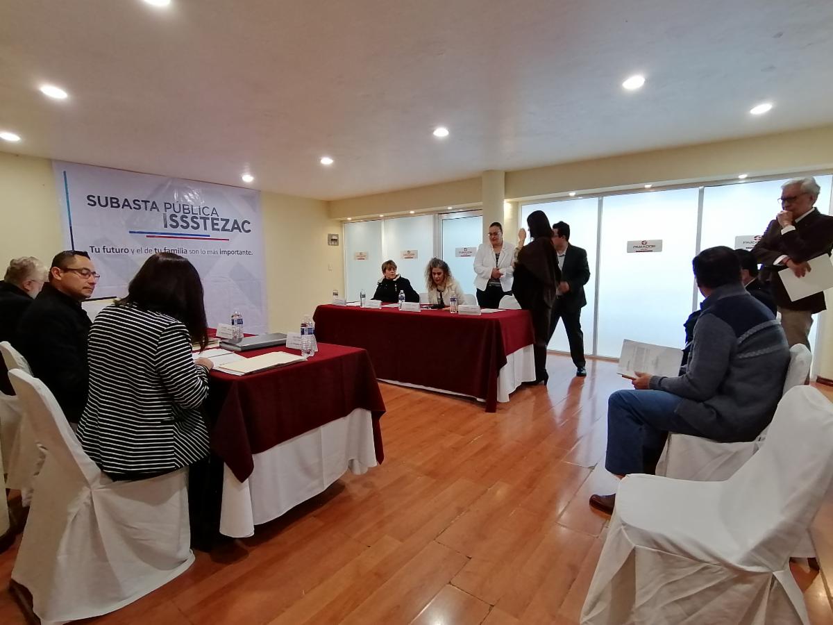 DECLARAN DESIERTA LA SUBASTA PÚBLICA DE TERRENOS DEL ISSSTEZAC