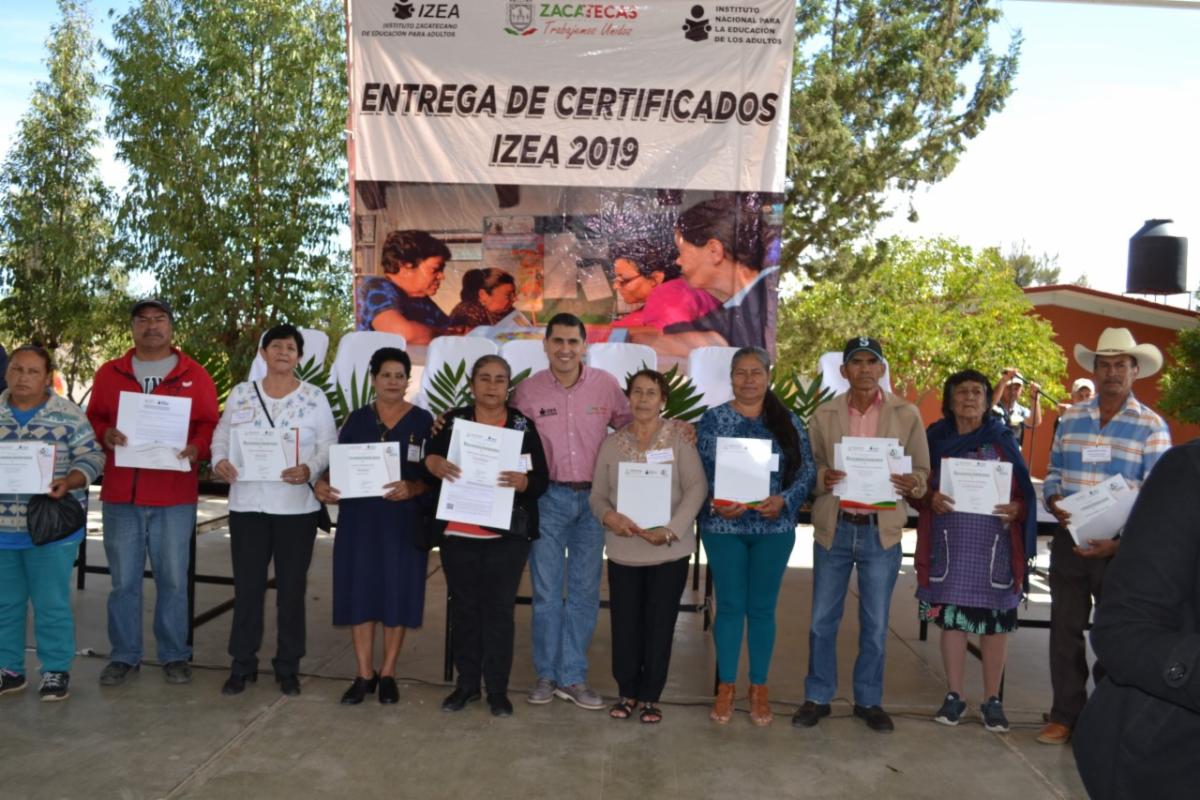 CUMPLE ZACATECAS LA META DE ACREDITACIÓN Y CERTIFICACIÓN EN EDUCACIÓN PARA ADULTOS